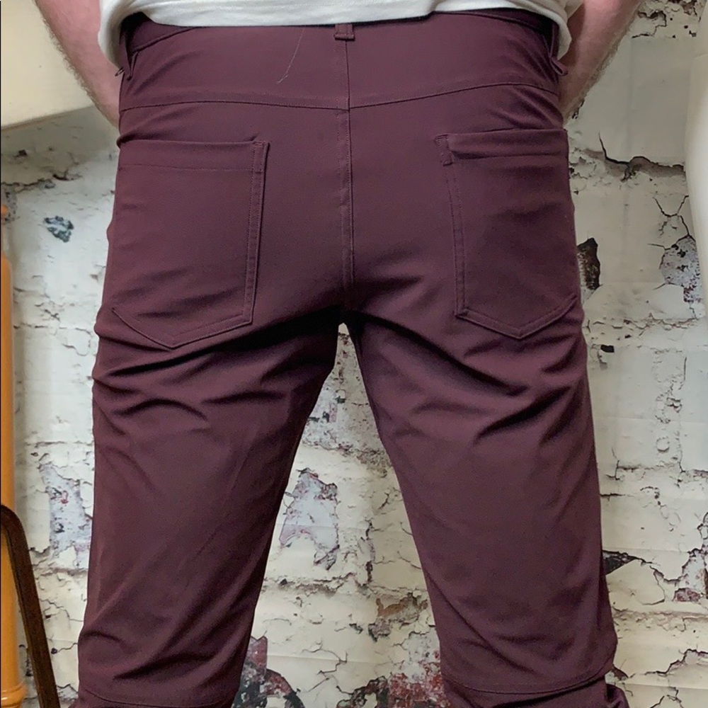 Mens ABC lululemon pants 32 x 32